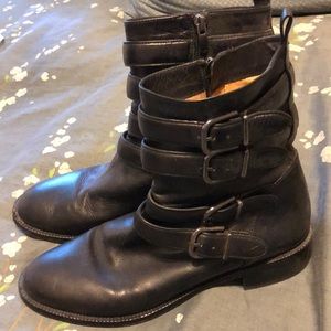 Via Spiga Women’s Booties size 9 Black Leather